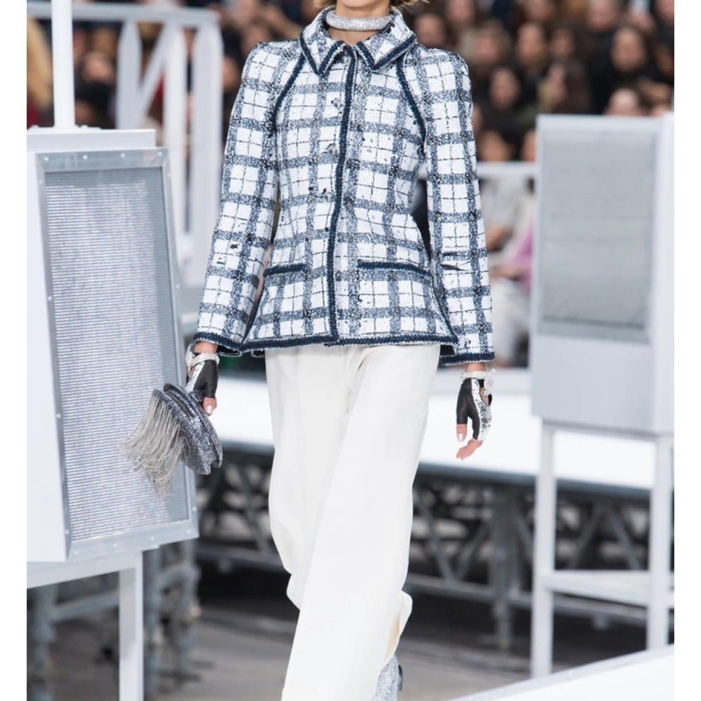 CHANEL White and Blue Wide Leg Pants - Picture 3 of 14
